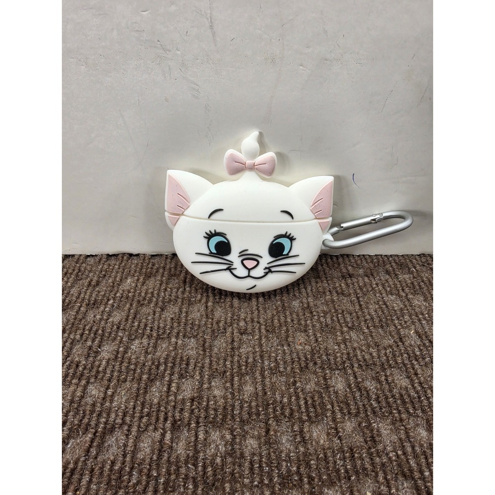 Disney Aristocats Marie Silicone AirPod Case White Cat with Carabiner Clip